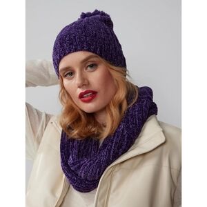 NWT New York & Company Infinity Scarf and Beanie Hat